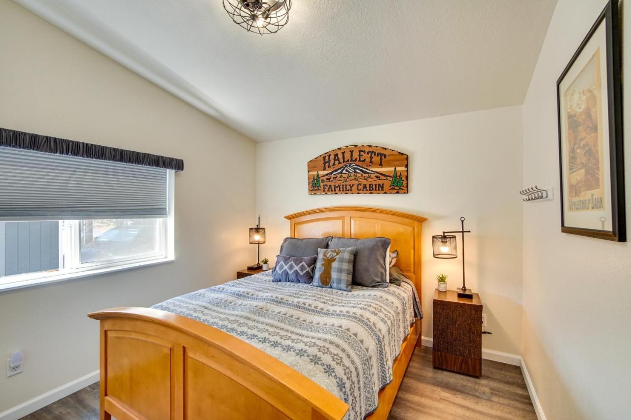 Riverfront Home With Deck, Near Mount Rainier! Packwood Exteriör bild